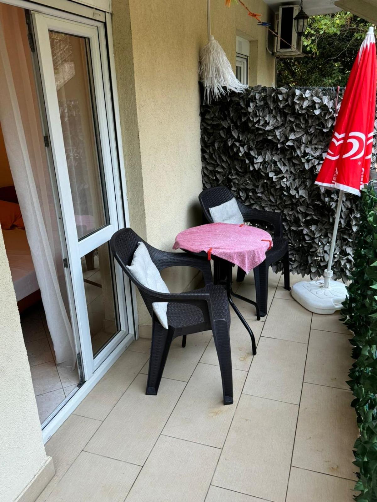 Studio On The Coast, With A View Of The Sunrise,Free We-Fi Kotor Zewnętrze zdjęcie